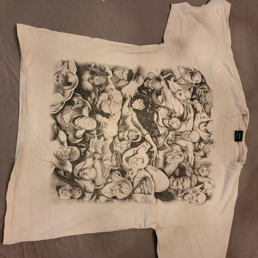 Marvel Men's Grey and White T-shirt